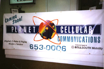 Custom banners made Metairie for Planet Cellular